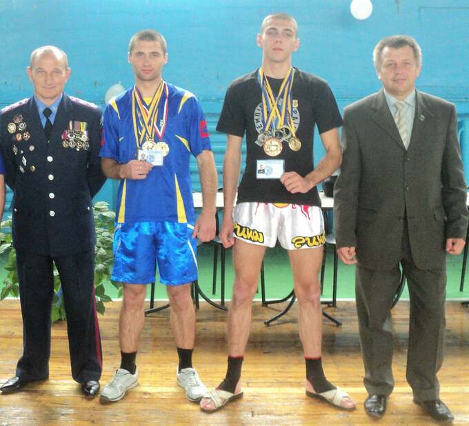 Склоним головы. Чемпион мира по кикбоксингу, погибший под Гуляйполем Склоним головы. Чемпион мира по кикбоксингу, погибший под Гуляйполем
